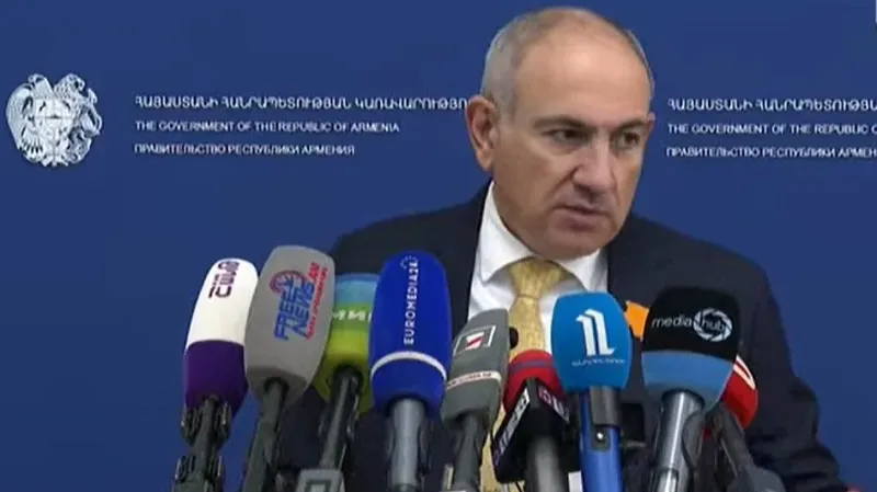 Paschinjan zu Medwedews Erklärung. Armenien hat in der Vergangenheit bereits solchen Bedrohungen gegenübergestanden.